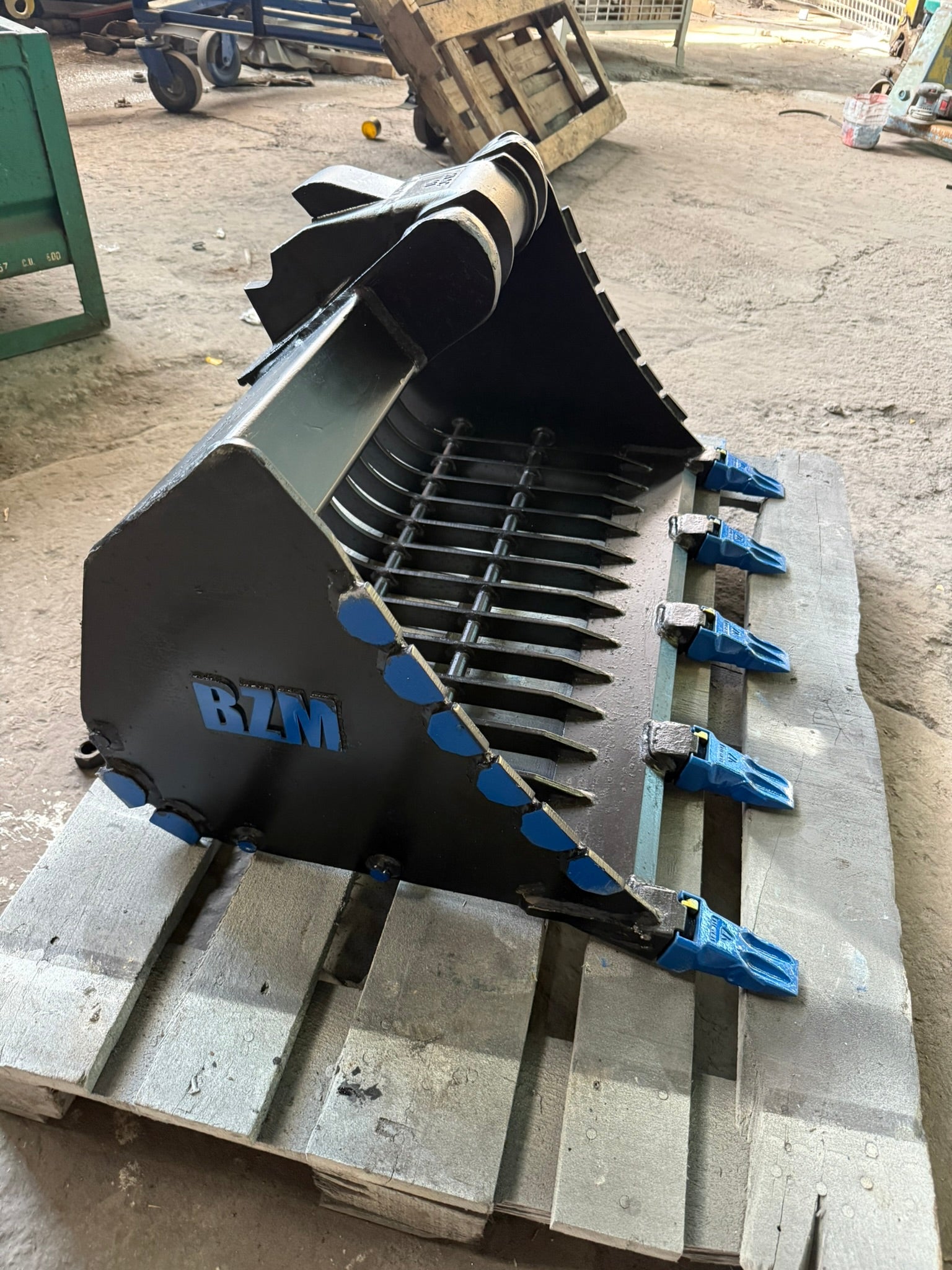 Godet squelette pour pelle < 3t